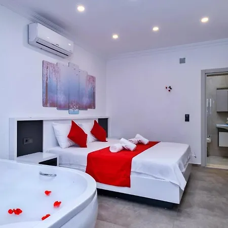 Seaview 2 Bedrooms 4 People * Kalkan