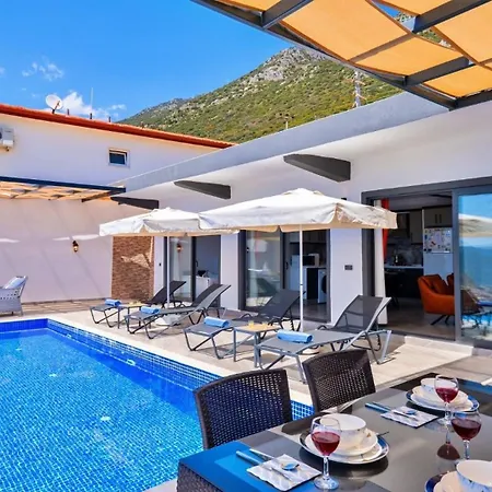 Seaview 2 Bedrooms 4 People Villa *